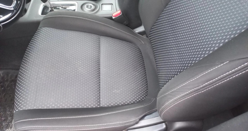Mitsubishi Outlander cena 67900 przebieg: 143772, rok produkcji 2016 z Dobra małe 379
